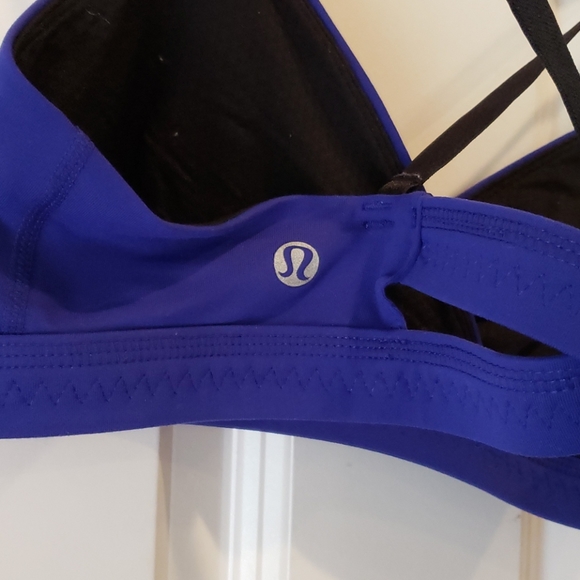 LULULEMON Blue It's Getting Hot in Here Bra sz 6 - Picture 9 of 15